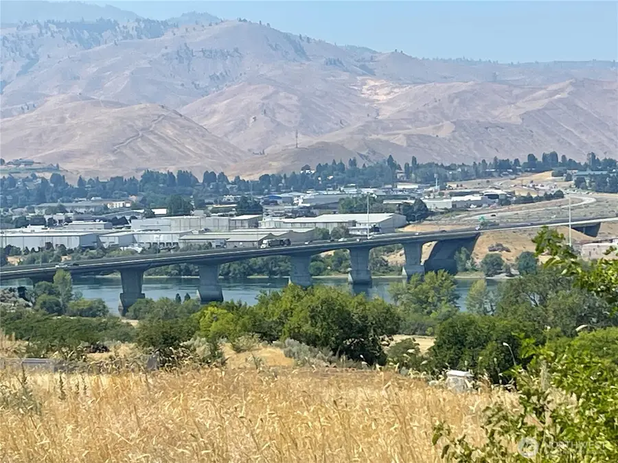 315 NW Deep River Crt #2, East Wenatchee, WA 98802 - #2