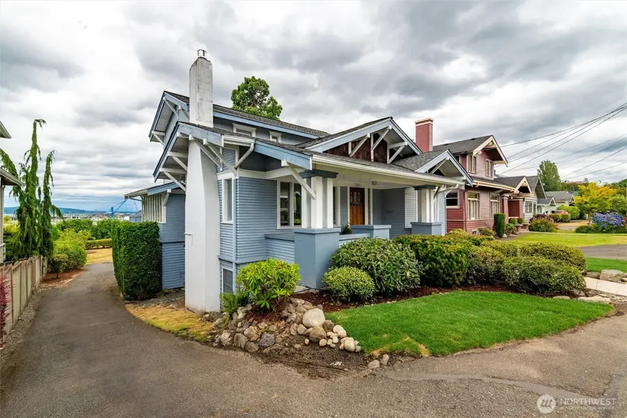 607 Warren Avenue, Everett, WA 98201 - #2