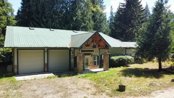 2954 SE Camano Drive, Camano Island, WA 98282