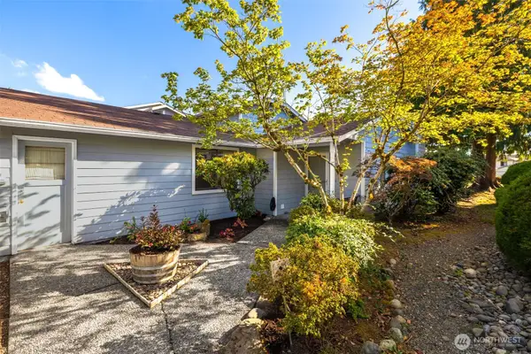 25027 110th Pl Se #17D, Kent, WA 98030