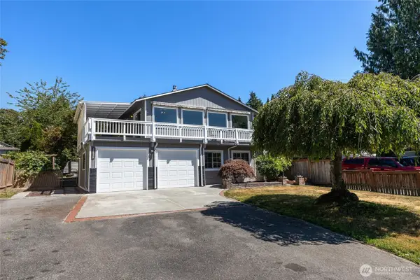 28430 14th Avenue S, Federal Way, WA 98003