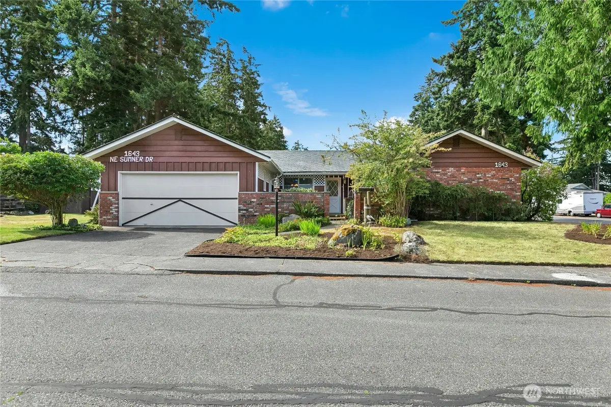 1643 NE Sumner Drive, Oak Harbor, WA 98277 - #1