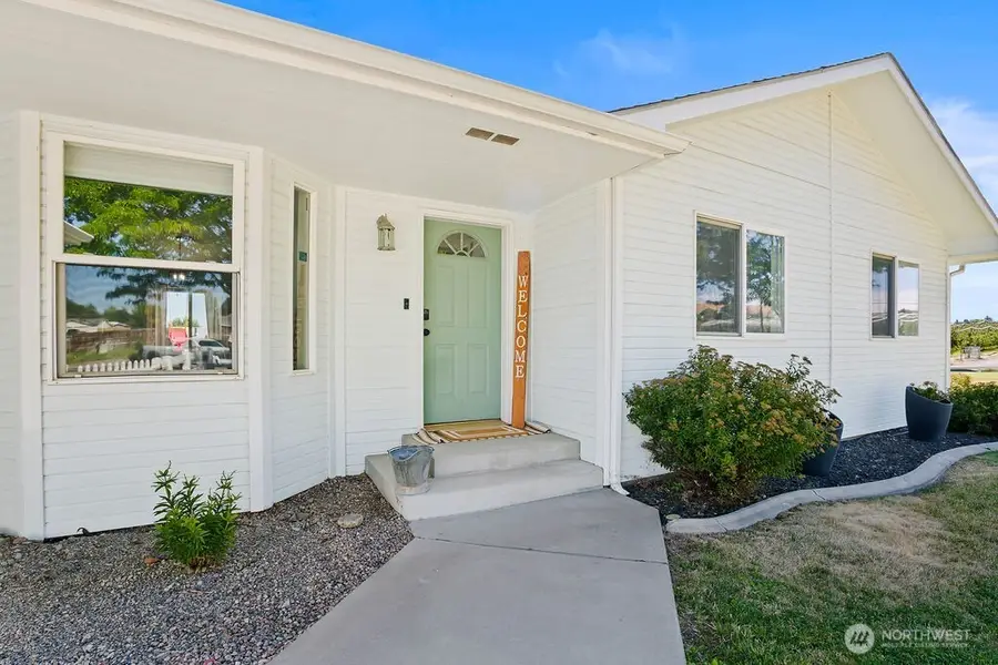 2291 Selah Loop Road, Selah, WA 98942 - #3