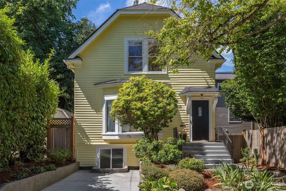2815 8th Avenue W, Seattle, WA 98119 - #1