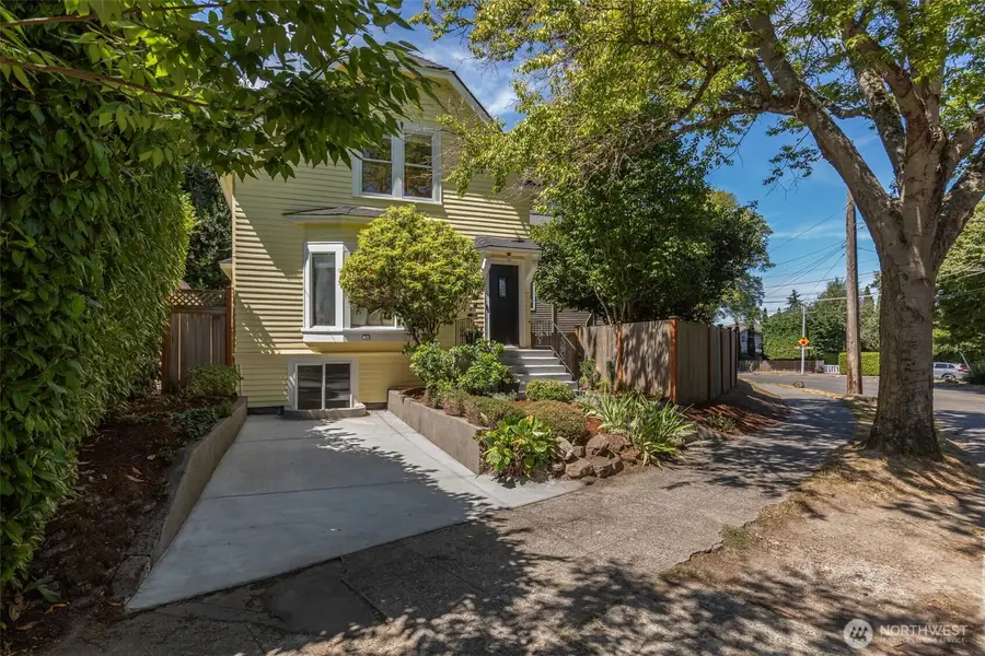 2815 8th Avenue W, Seattle, WA 98119 - #2