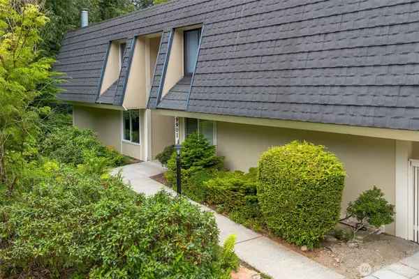 9901 NE 124th Street #503, Kirkland, WA 98034