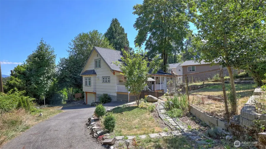 10003 15th Avenue S, Seattle, WA 98168 - #2