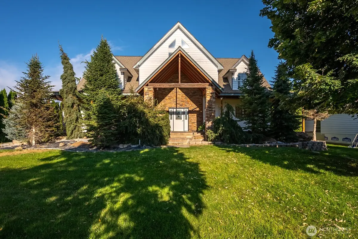 9592 Baseline .5 Rd Se, Moses Lake, WA 98837 - #1