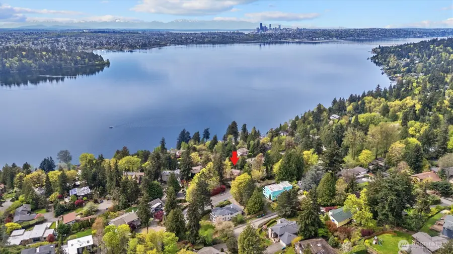 4725 W Mercer Way, Mercer Island, WA 98040 - #3