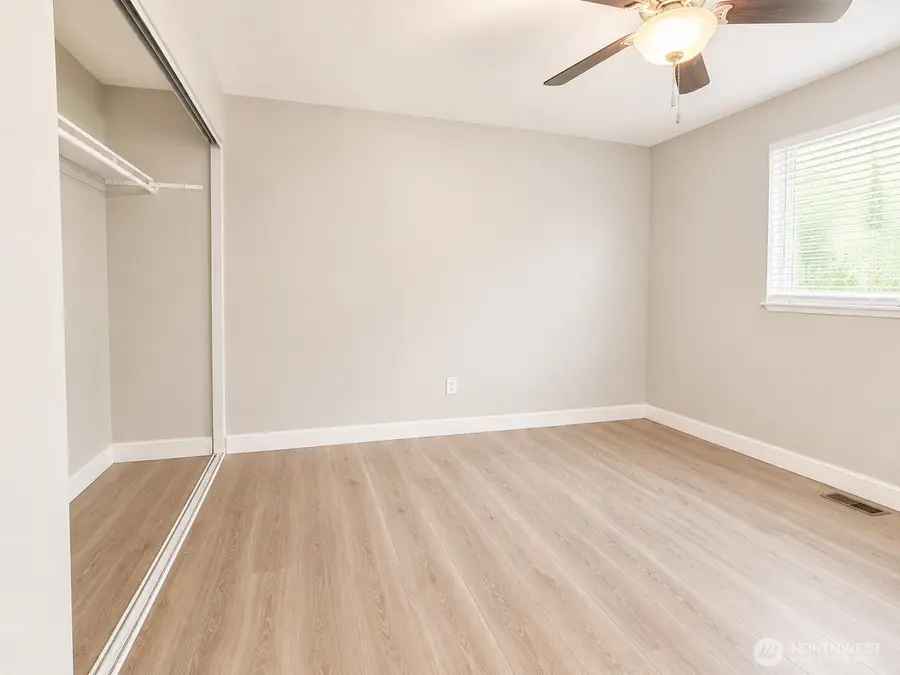 483 NE Conifer Drive, Bremerton, WA 98311 - #3