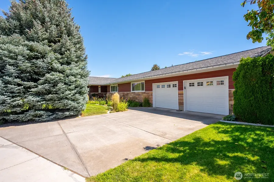 416 N 4 Street, Coulee City, WA 99115 - #3