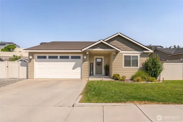 2157 Maryhill St Se, East Wenatchee, WA 98802