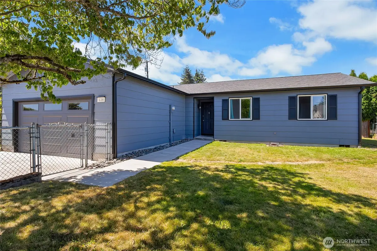 128 Glacier Avenue S, Pacific, WA 98047 - #1