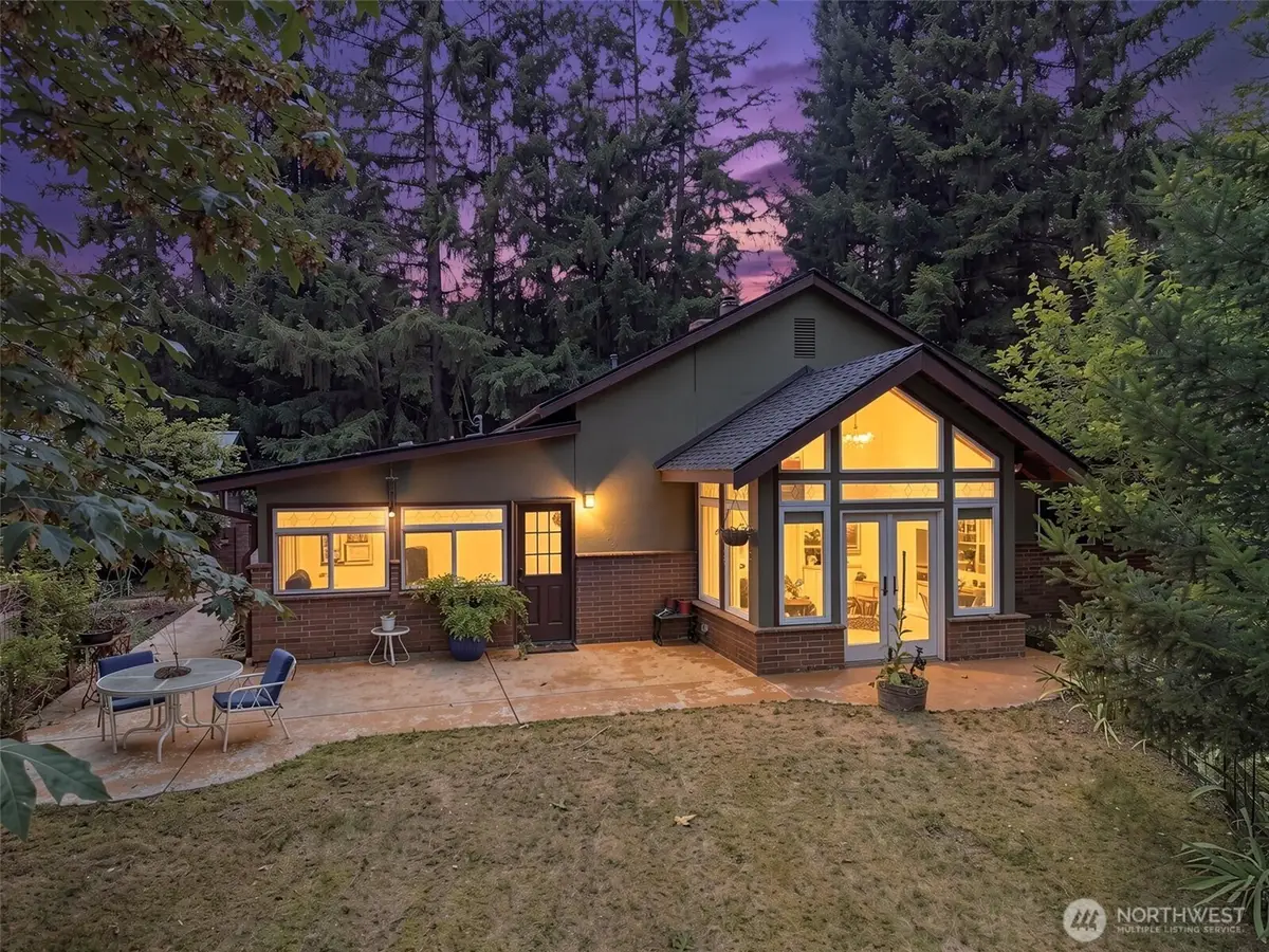 24901 Roberts Drive, Black Diamond, WA 98010 - #1