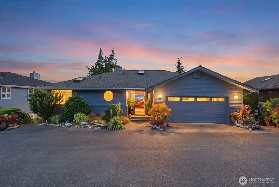 1010 1st Lane, Mukilteo, WA 98275 - #2