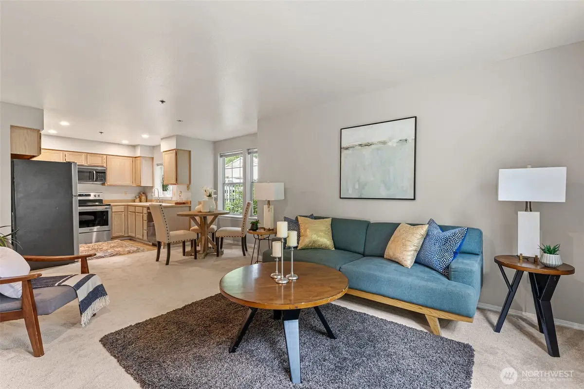 2560 118th Avenue Se #3-201, Bellevue, WA 98005 - #1