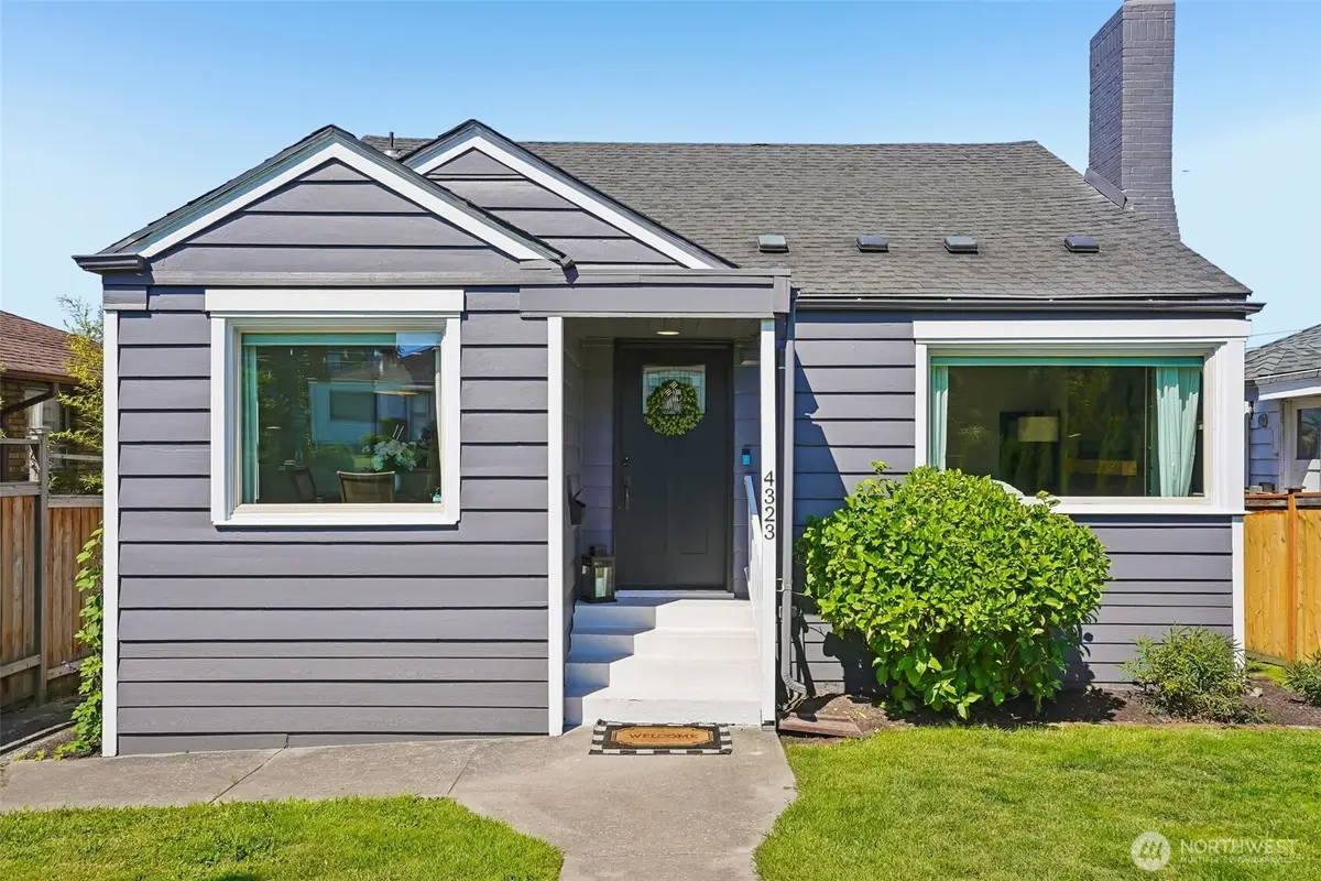 4323 15th Avenue S, Seattle, WA 98108 - #1