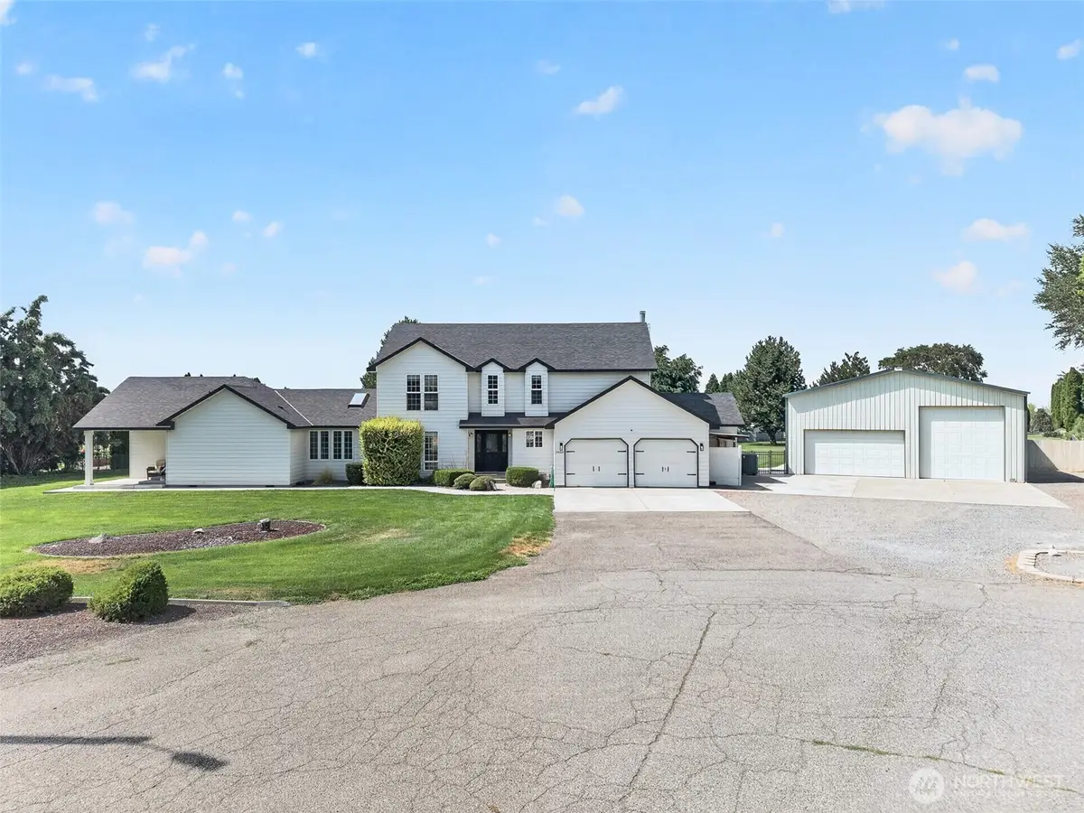 3803 Alderlake Court, West Richland, WA 99353 - #1