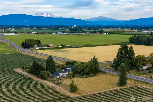 354 W Badger Road, Lynden, WA 98264