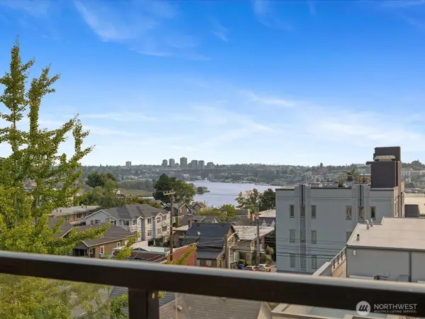 655 W Crockett Street #A202, Seattle, WA 98109