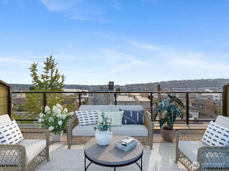 655 W Crockett Street #A202, Seattle, WA 98109 - #2