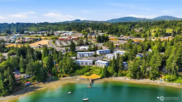 924 Shorewood Drive #D39, Bremerton, WA 98312
