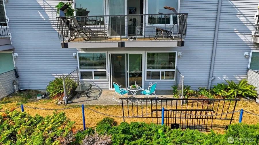 924 Shorewood Drive #D39, Bremerton, WA 98312 - #2