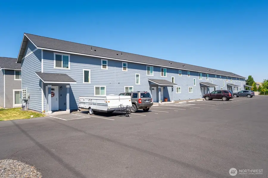 713 3rd Ave Ne, Ephrata, WA 98823 - #2