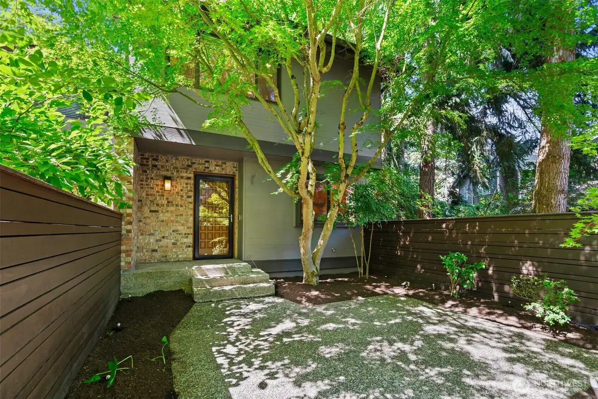 6522 108th Avenue Ne, Kirkland, WA 98033 - #1