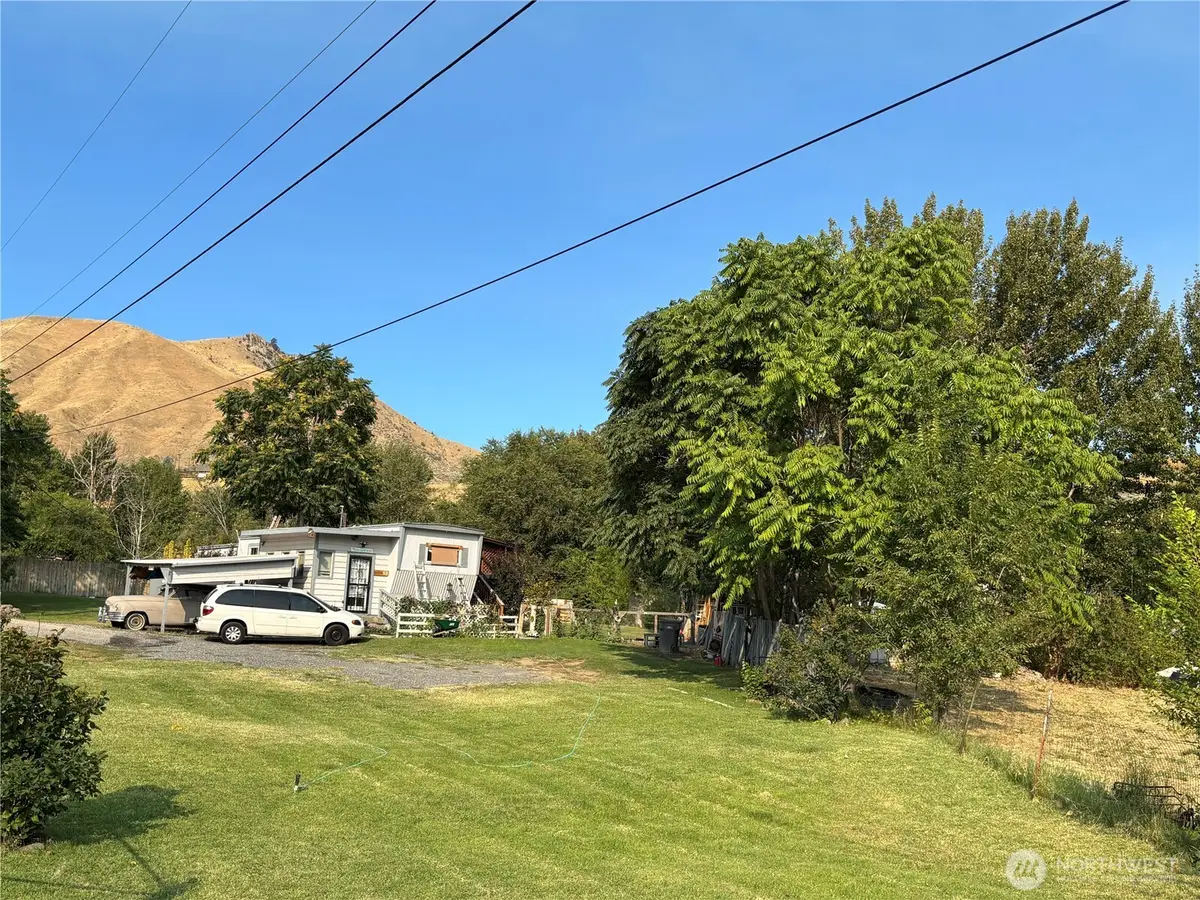 110 Chapman Drive, Wenatchee, WA 98801 - #1