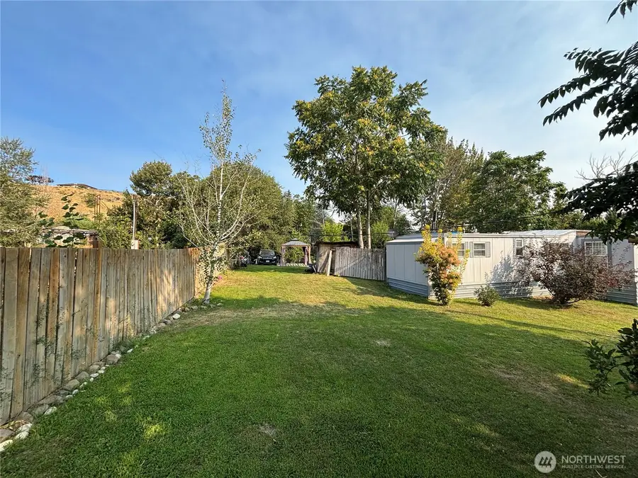 110 Chapman Drive, Wenatchee, WA 98801 - #3
