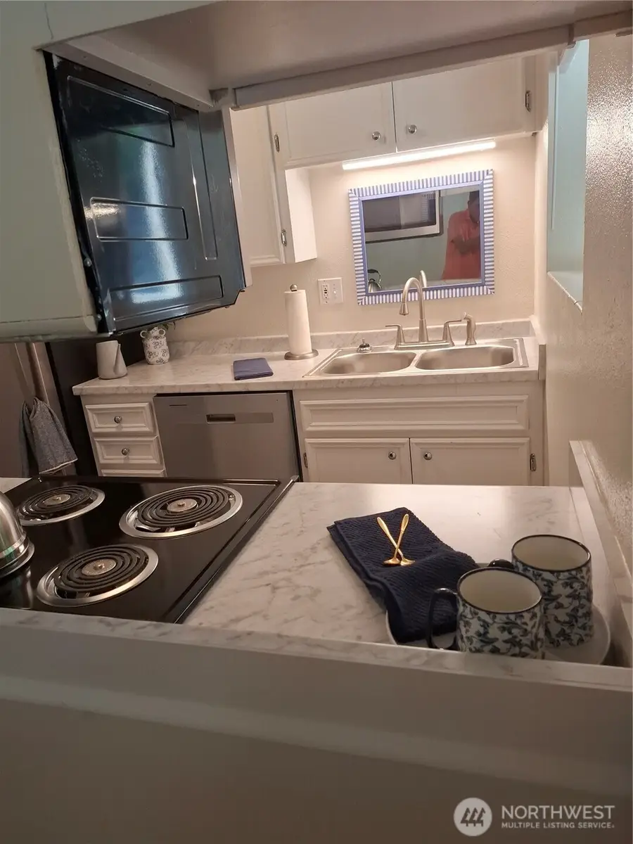 8315 Cirque Drive W #1, University Place, WA 98467 - #2