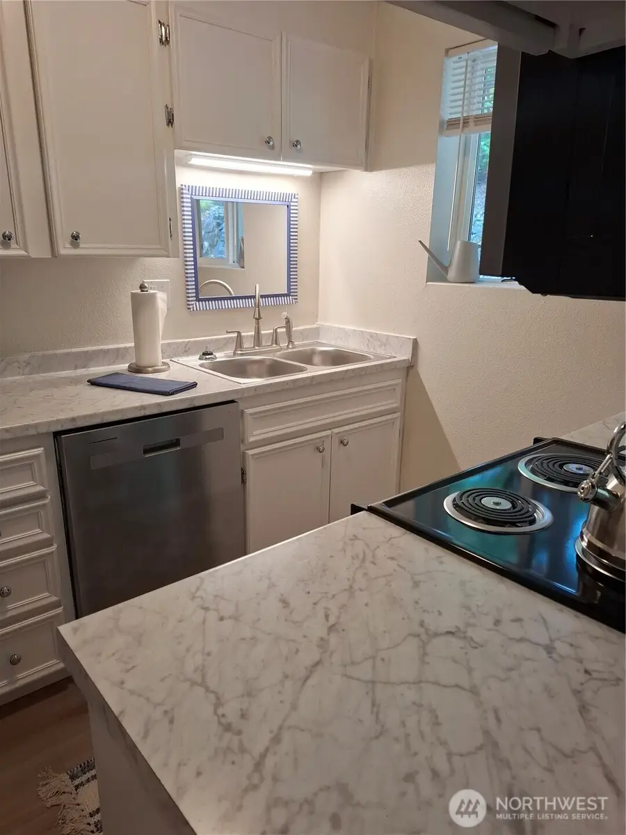 8315 Cirque Drive W #1, University Place, WA 98467 - #3