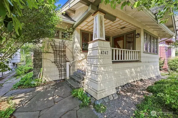 4747 4th Avenue Ne, Seattle, WA 98105