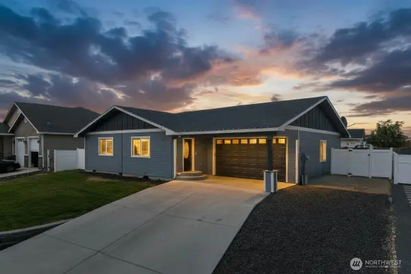 609 Eagle Nest Drive, Granger, WA 98932