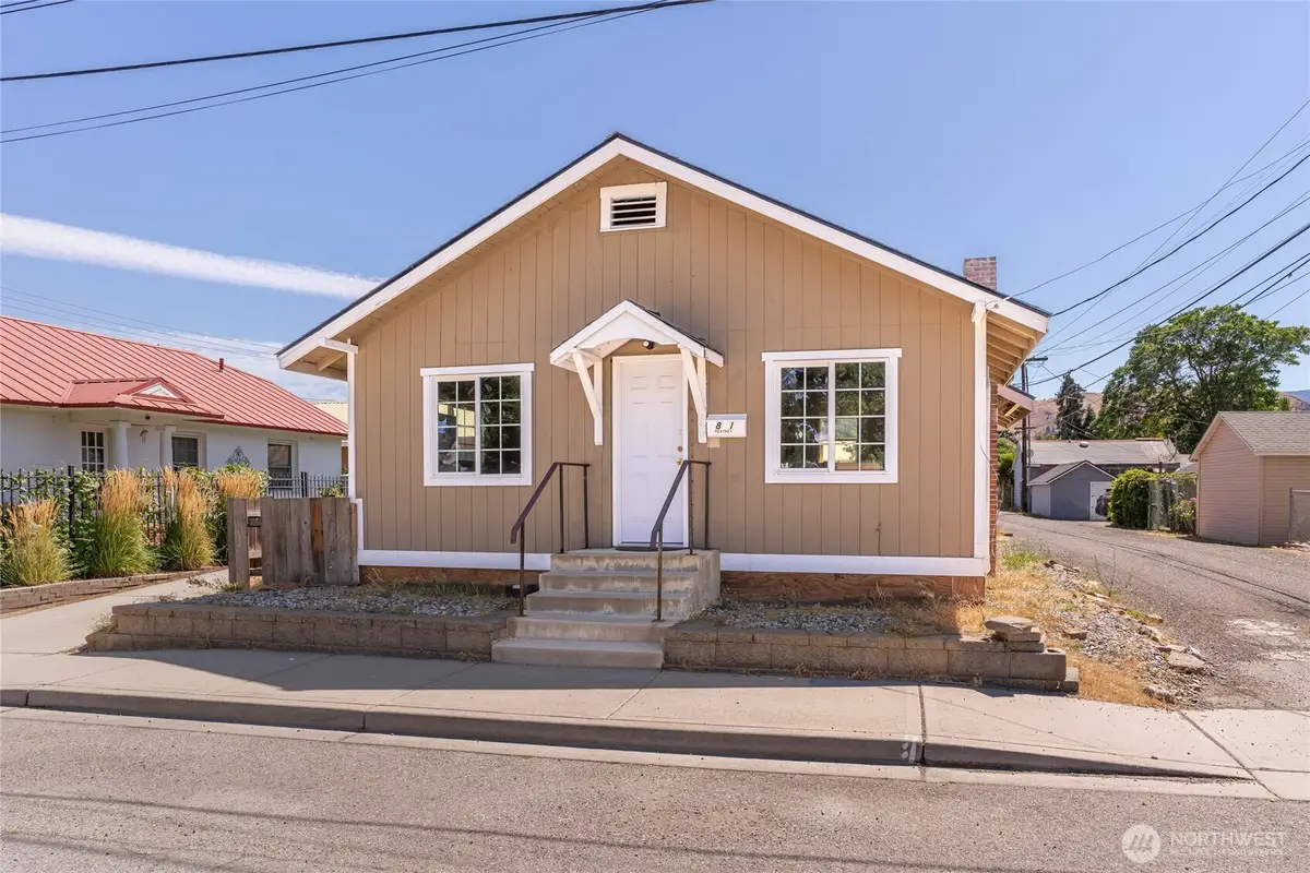 801 Peachey Street, Wenatchee, WA 98801 - #1