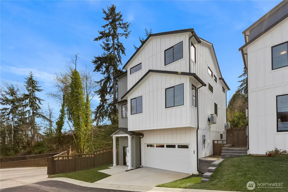 9430 Olson Place Sw, Seattle, WA 98106 - #1