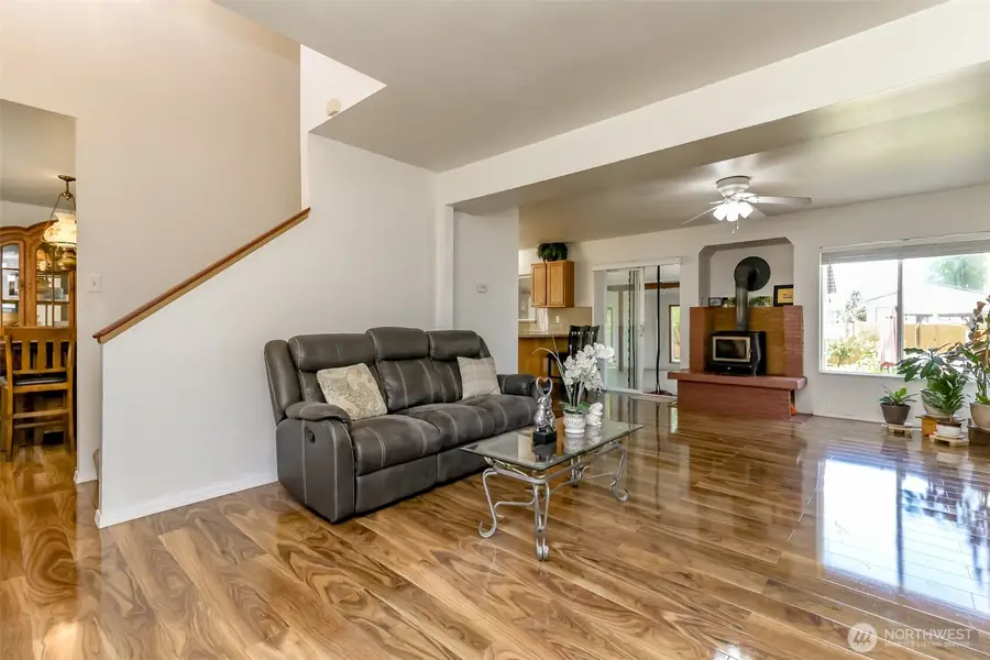 212 2nd Avenue N, Algona, WA 98001 - #3