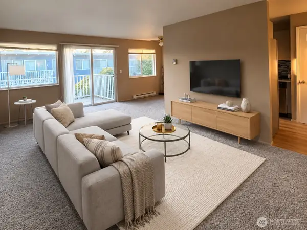 5711 122nd Pl Se #218, Bellevue, WA 98006