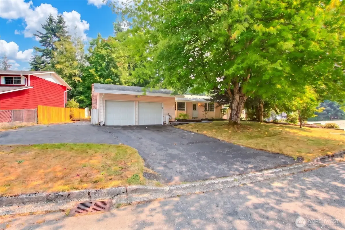 21815 6th Avenue W, Bothell, WA 98021 - #1