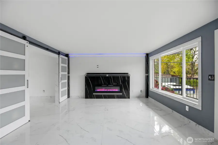 748 S Cloverdale Street #8, Seattle, WA 98108 - #3