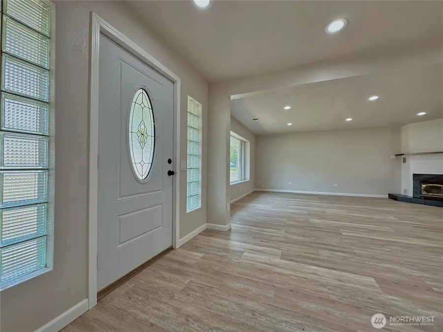 1013 River Drive, Coulee Dam, WA 99116 - #3