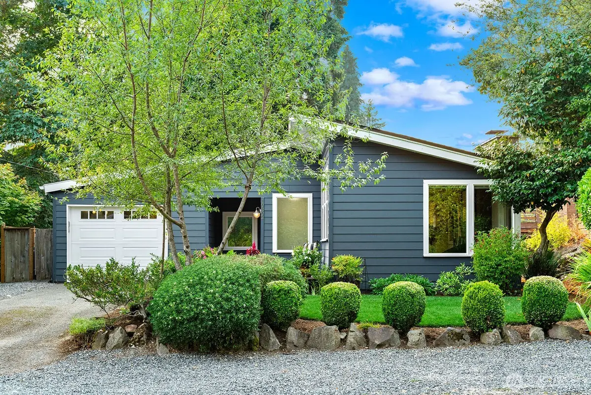 10303 20th Avenue Ne, Seattle, WA 98125 - #1