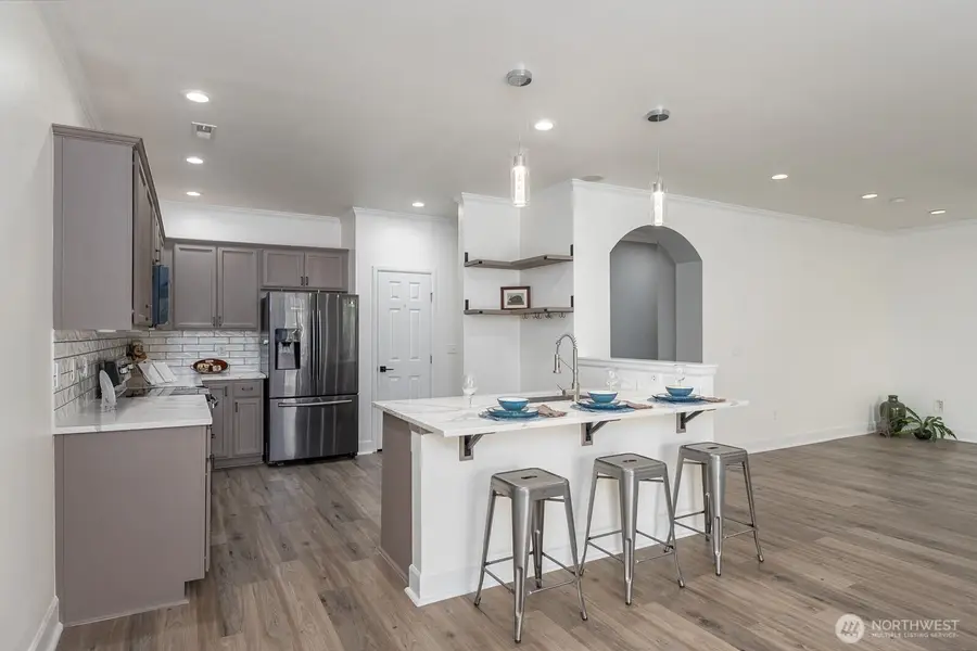 1308 W Bonneville St, Moses Lake, WA 98837 - #2