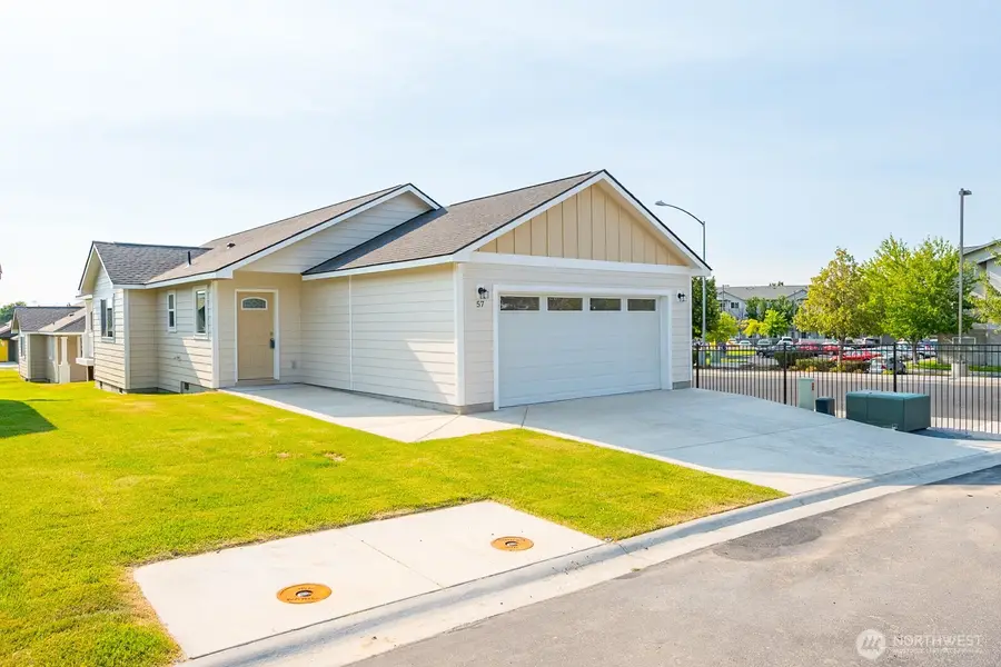 123 E 9th Avenue #58, Moses Lake, WA 98837 - #3