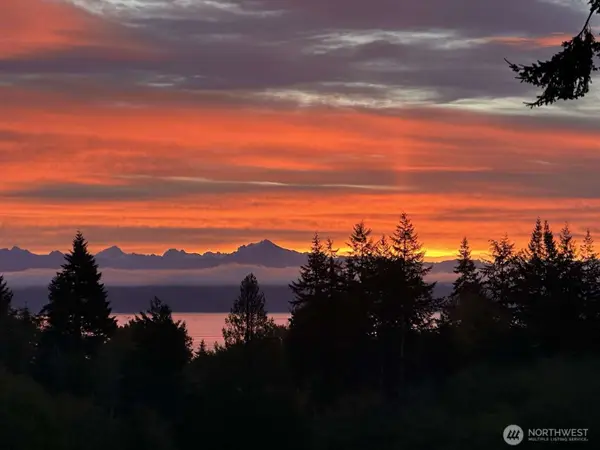 800 Lawson Road, Camano Island, WA 98282