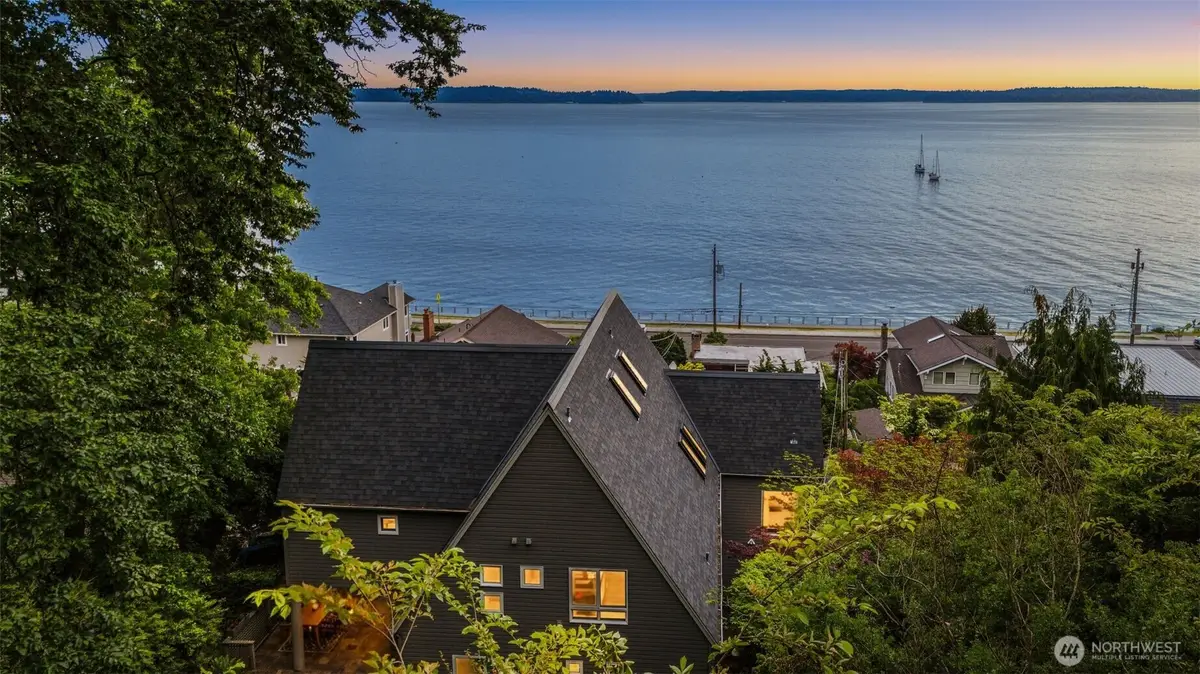 4622 57th Avenue Sw, Seattle, WA 98116 - #1