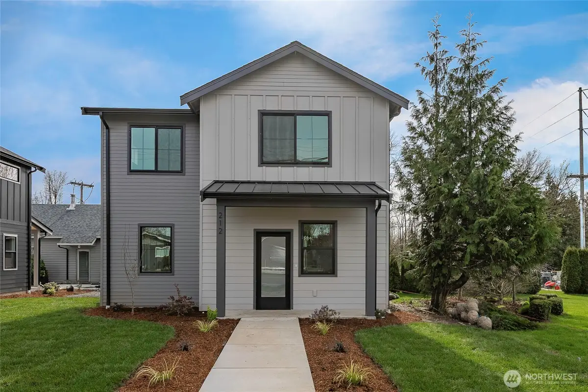 212 E Grover Street, Lynden, WA 98264 - #1