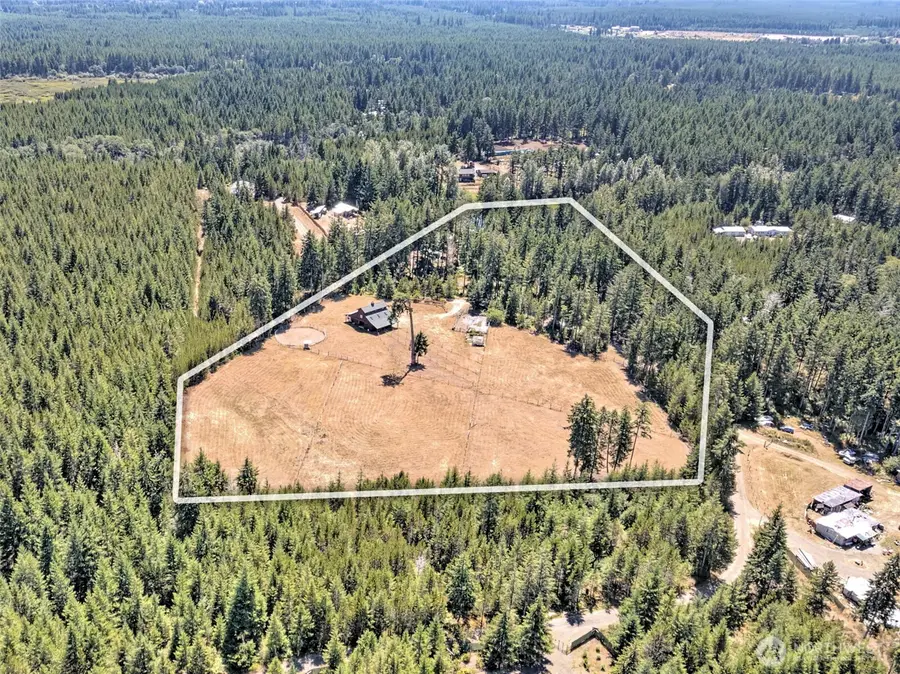 2111 W Hanks Lake Road, Shelton, WA 98584 - #2