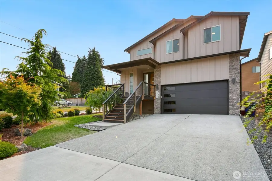 1035 51st Place Sw, Everett, WA 98203 - #2